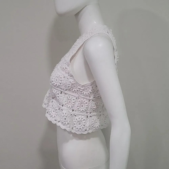 NWOT Show Me Your MuMu Laguna Crochet Top - Picture 5 of 11